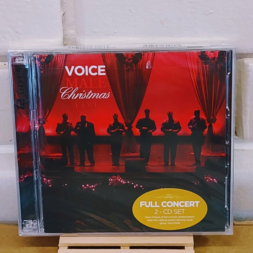 VOICE MALE CHRISTMAS LIVE - 2 Disc CD (2010) (HAS CRACKS ON CASE)